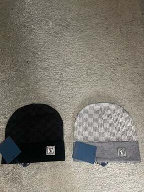 Louis Vuitton Damier Petit Mesh Knit Beanie Hat Set